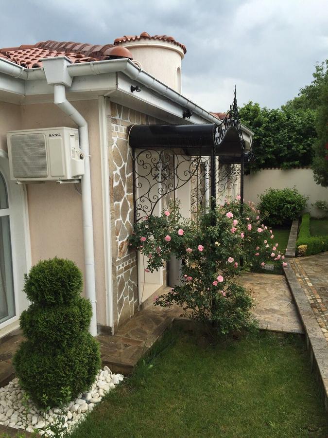 Villa St. Michael Madara Ngoại thất bức ảnh