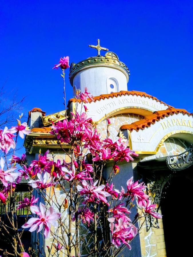 Villa St. Michael Madara Ngoại thất bức ảnh